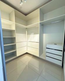 26 - Closet