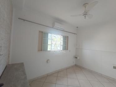 22 - Dormitorio