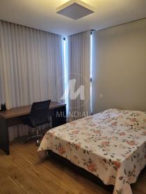 12 - Suite