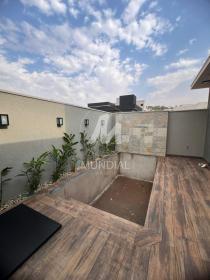 13 - Piscina