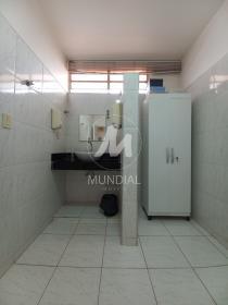 13 - Banheiro/lavabo