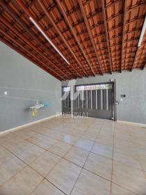 2 - Garagem/estacionamento