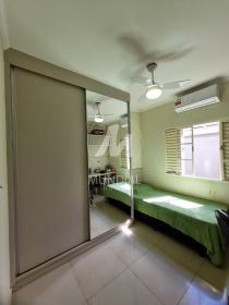 11 - Dormitorio
