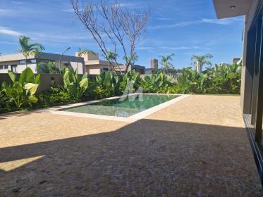 22 - Piscina