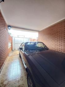 3 - Garagem/estacionamento