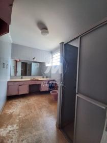 29 - Banheiro/lavabo