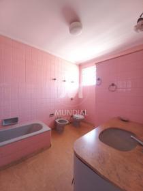 32 - Banheiro/lavabo