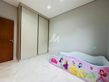 12 - Dormitorio