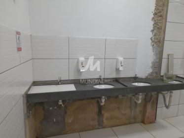 13 - Banheiro/lavabo