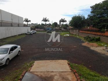 15 - Garagem/estacionamento