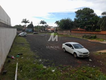 16 - Garagem/estacionamento