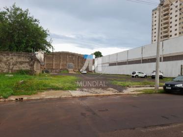 17 - Garagem/estacionamento