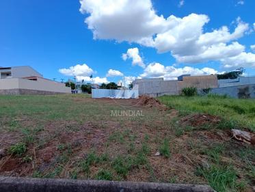 2 - Terreno/Lote