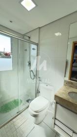 16 - Banheiro/lavabo