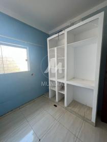 12 - Dormitorio