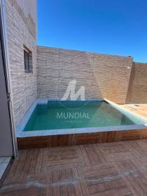 18 - Piscina