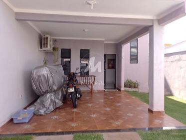 17 - Garagem/estacionamento