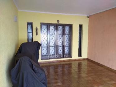 2 - Garagem/estacionamento