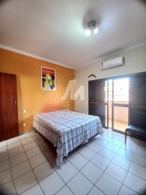 28 - Suite