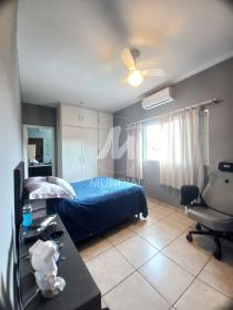 17 - Suite
