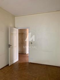 18 - Dormitorio