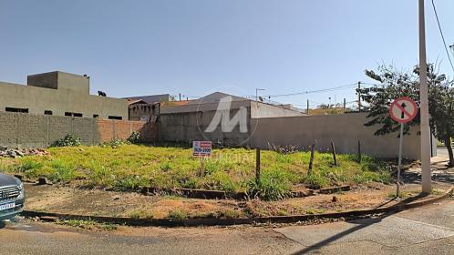 1 - Terreno/Lote