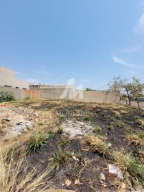 2 - Terreno/Lote