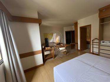 6 - Dormitorio