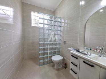 8 - Banheiro/lavabo