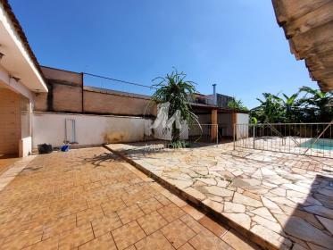 14 - Quintal/corredores