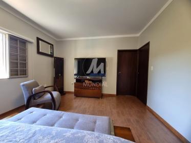 24 - Suite
