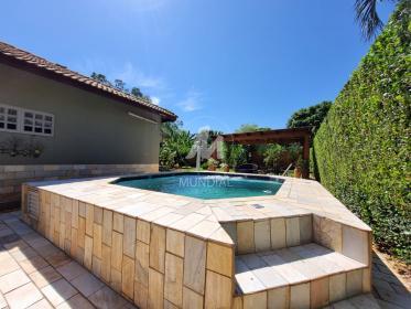 34 - Piscina