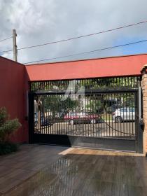 3 - Garagem/estacionamento