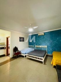 21 - Suite