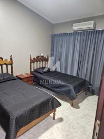 17 - Dormitorio