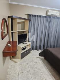 24 - Dormitorio