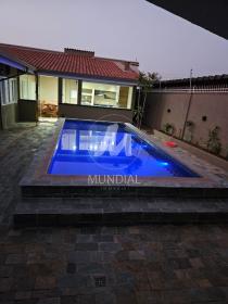 34 - Piscina