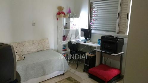 9 - Dormitorio