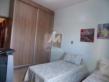 13 - Dormitorio