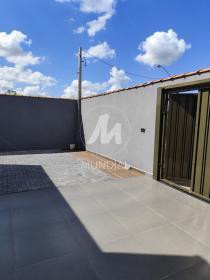 2 - Garagem/estacionamento