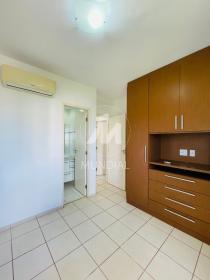 9 - Suite