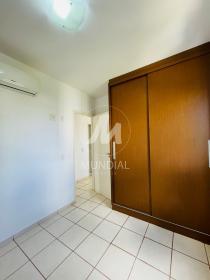 13 - Dormitorio