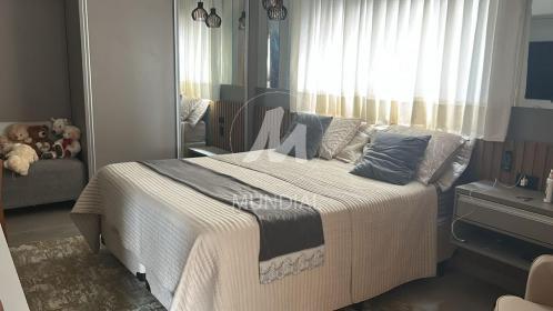 12 - Dormitorio
