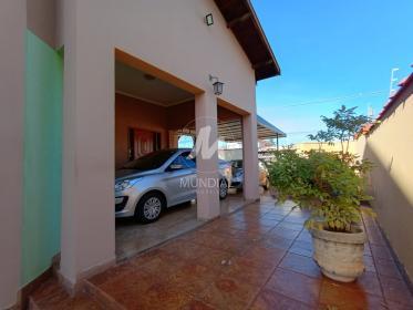 15 - Garagem/estacionamento
