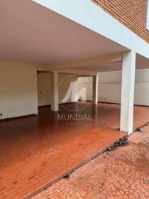 17 - Garagem/estacionamento