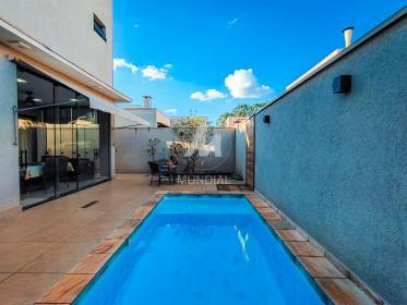 11 - Piscina