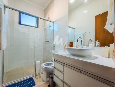 28 - Banheiro/lavabo