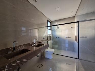 17 - Suite