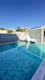35 - Piscina