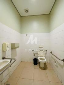 15 - Banheiro/lavabo